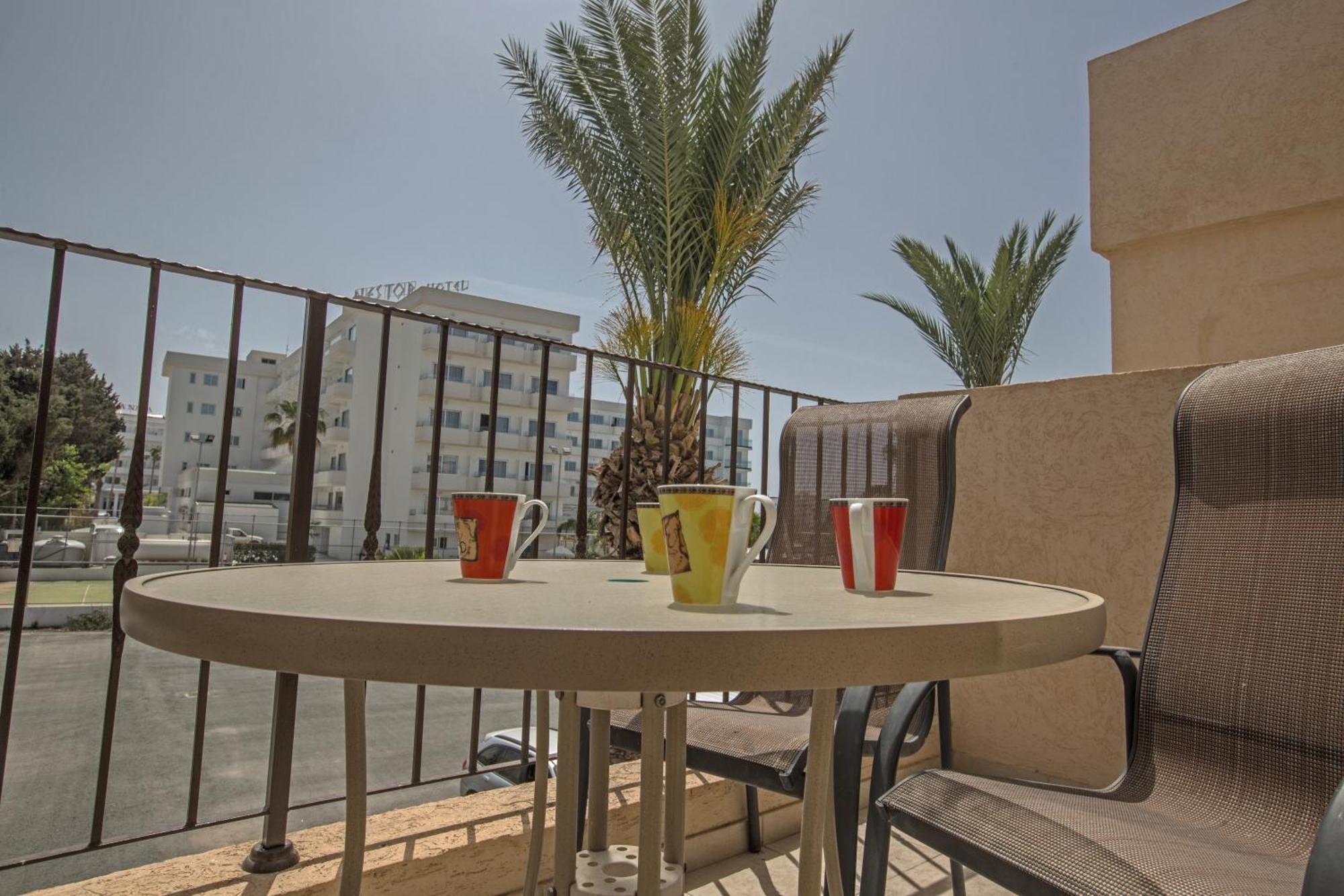 Napiana Apartments Agia Napa Quarto foto
